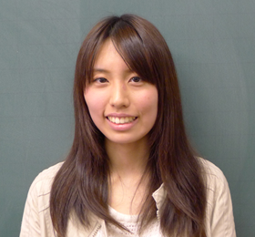 東 里奈